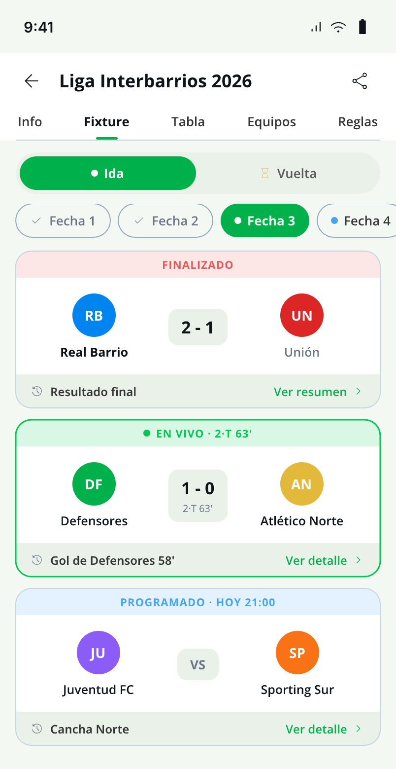 Fixture de la Liga Interbarrios 2026 en la app, con los partidos de la fecha 3: uno finalizado, uno en vivo y uno programado